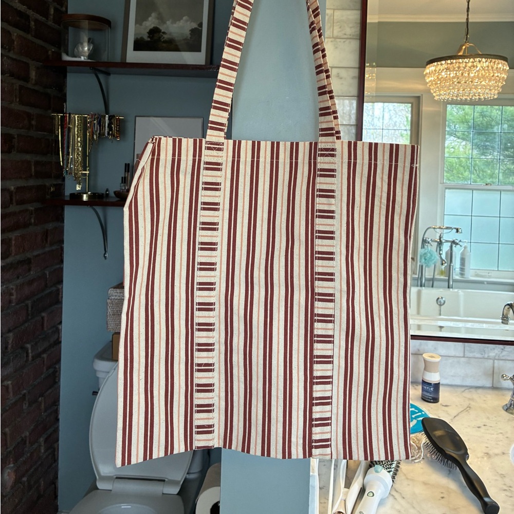 New Sezane Tote Bag - Picture 3 of 4